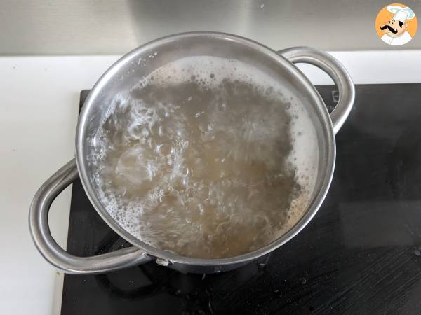 Pasta all'amatriciana, perinteinen resepti selitetty askel askeleelta - Valmistelu askel 6