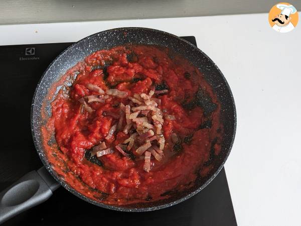 Pasta all'amatriciana, perinteinen resepti selitetty askel askeleelta - Valmistelu askel 7