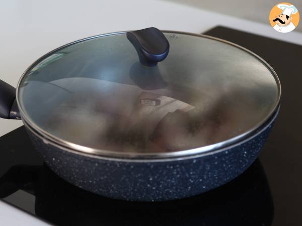 Tarte tatin salottisipulin ja fetajuuston kera, vastustamaton suolainen versio! - Valmistelu askel 2