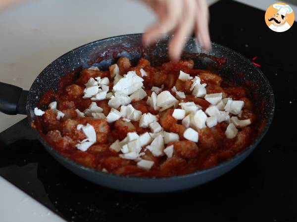 Gnocchi alla Sorrentina pannulla: nopea ja juustoinen resepti, jota kaikki rakastavat! - Valmistelu askel 9
