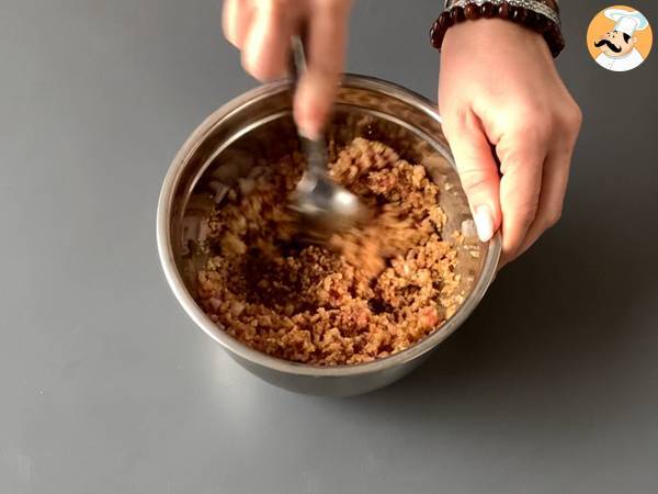 Kiinalainen nuudeliwokki (kasviksia ja teksturoitua soijaproteiinia) - Valmistelu askel 1
