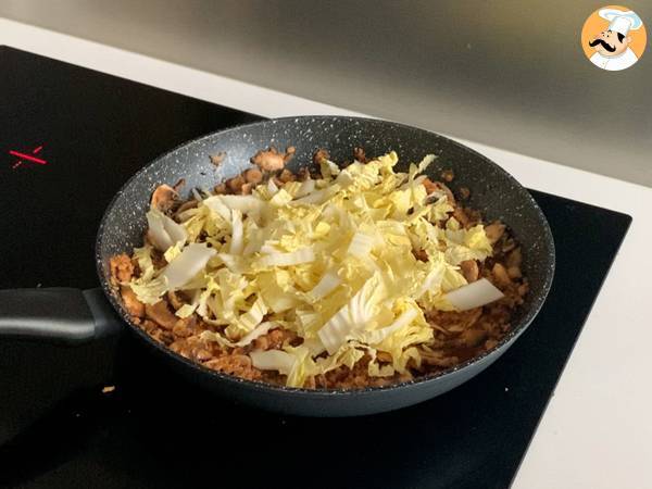Kiinalainen nuudeliwokki (kasviksia ja teksturoitua soijaproteiinia) - Valmistelu askel 3