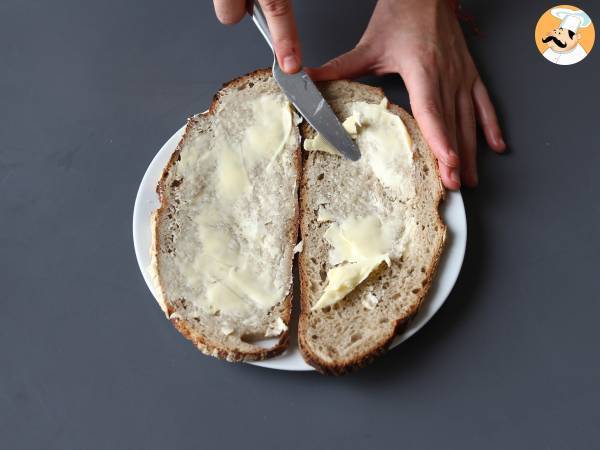 Amerikkalaistyylinen grilled cheese maxi sandwich: kana, avokado, pekoni - Valmistelu askel 8