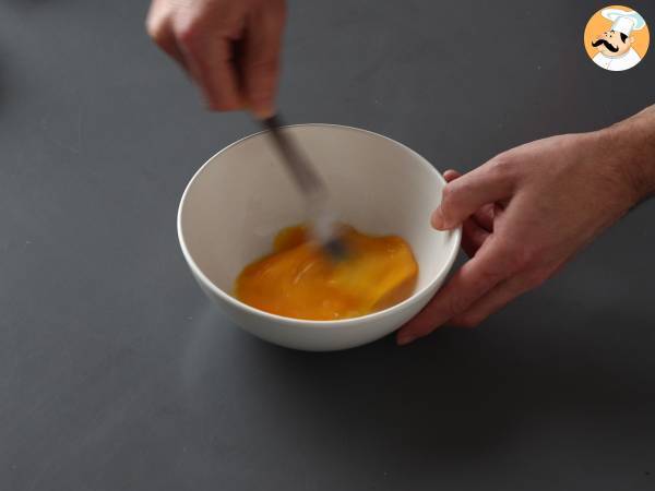 Spaghetti alla carbonara, aito italialainen resepti! - Valmistelu askel 4