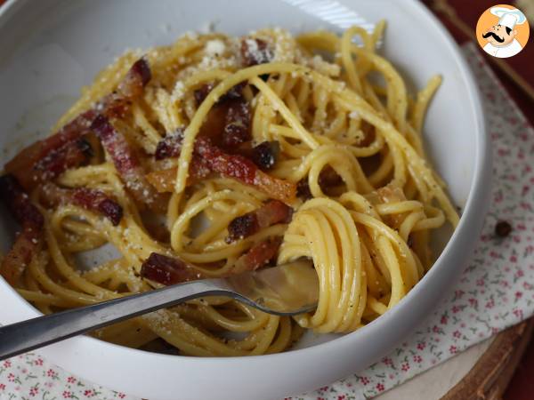 Spaghetti alla carbonara, aito italialainen resepti! - Valmistelu askel 8