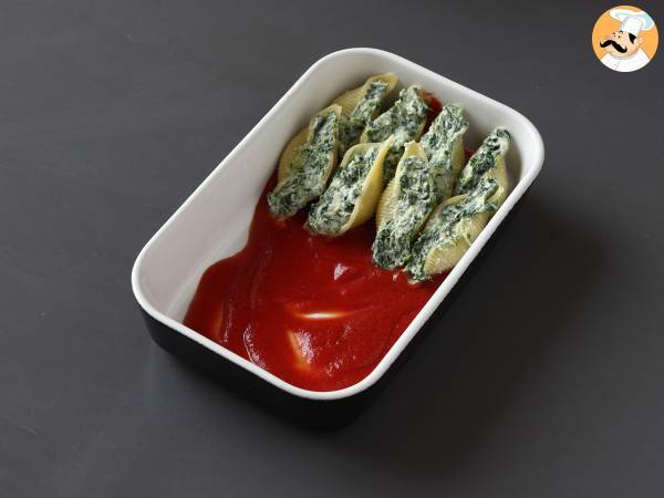 Conchiglioni täytetty ricotta ja pinaatti: vastustamaton paistettu kasvisruoka - Valmistelu askel 7