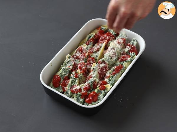 Conchiglioni täytetty ricotta ja pinaatti: vastustamaton paistettu kasvisruoka - Valmistelu askel 8
