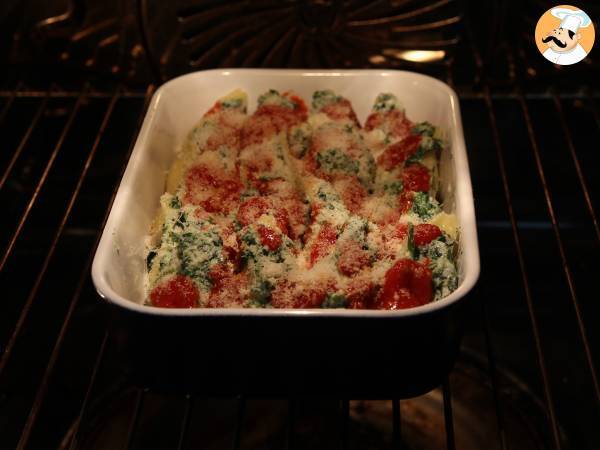Conchiglioni täytetty ricotta ja pinaatti: vastustamaton paistettu kasvisruoka - Valmistelu askel 9