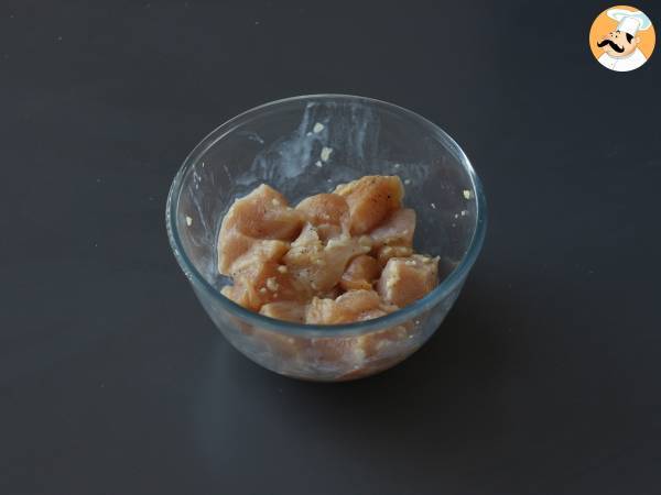 Korealaista paistettua kanaa mausteisella gochujang-kastikkeella - Dakgangjeong - Valmistelu askel 3