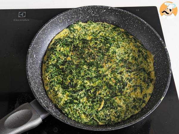 Pinaattimunakas, helppo ja maukas kasvisruokien toinen ruokalaji. - Valmistelu askel 9