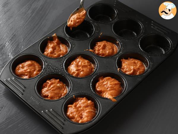 Tomaattimuffinssit sulavan mozzarellan sydämen kanssa - Valmistelu askel 4