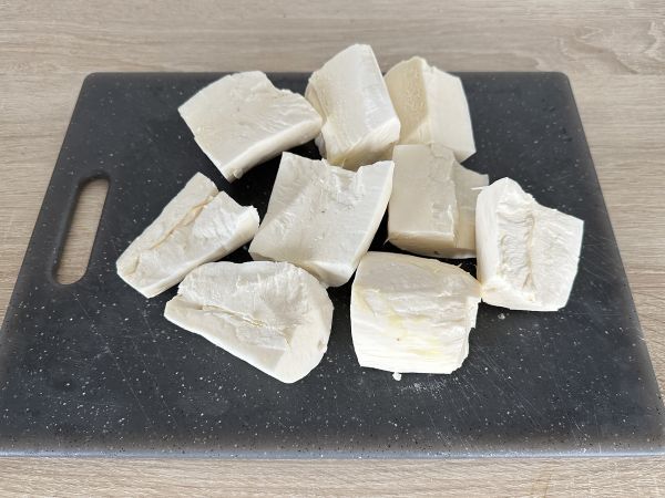 Kermainen ja helppo maniokkipyree - Valmistelu askel 1