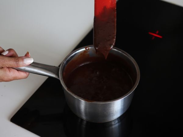 Brigadeiro lusikalla, juhlapäivien suosituin makeinen! - Valmistelu askel 3