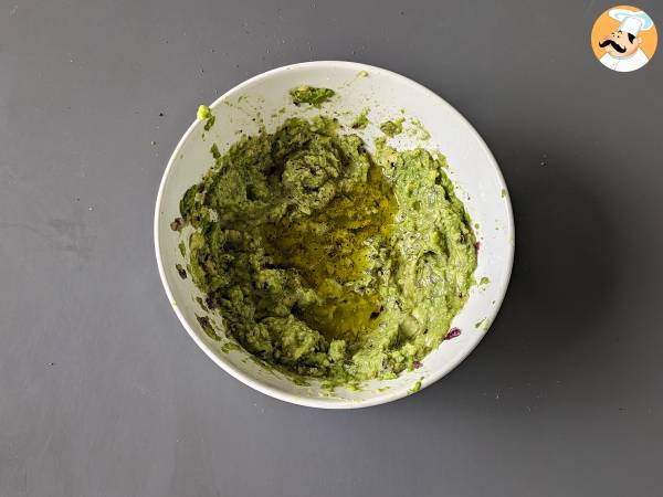Kylmää pastaa avokadokermalla, manteleilla ja kirsikkatomaateilla: kasvisruokaa ja erittäin maukasta! - Valmistelu askel 3