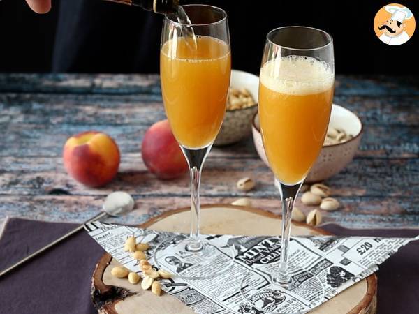 Bellini, helppo italialainen persikkacocktail, jonka voit tehdä kotona! - Valmistelu askel 2