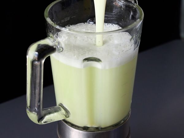 Sveitsiläinen limonadi kondensoidun maidon kanssa - Valmistelu askel 4