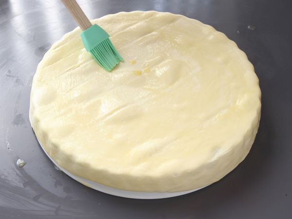 Erittäin virkistävä kesätorttu: ricotta, kurkku ja savulohi - Valmistelu askel 1