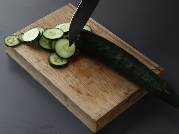 Erittäin virkistävä kesätorttu: ricotta, kurkku ja savulohi - Valmistelu askel 5