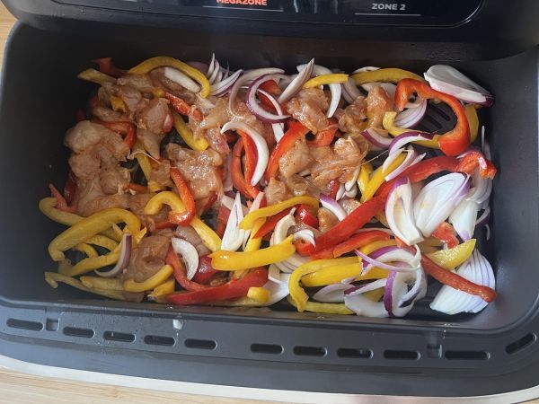 Fajitakset Air Fryerissa: herkullinen täyte hetkessä! - Valmistelu askel 4
