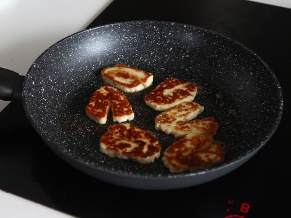 Gyros halloumilla, kasvisversio kreikkalaisesta voileivästä! - Valmistelu askel 5