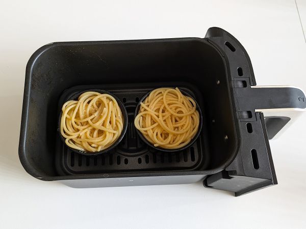 Pastaomeletti ilmakeittimessä - Valmistelu askel 6