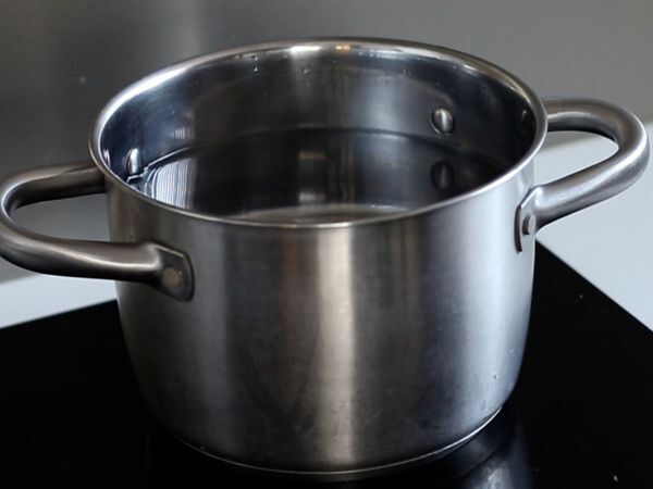 Katkarapu- ja sitruunarisotto: tyylikäs ja helppo ensimmäinen ruokalaji - Valmistelu askel 1