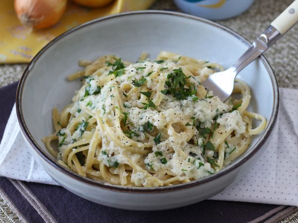 Kermainen sipulipasta: herkullinen ja superhalpa pääruoka! - Valmistelu askel 8