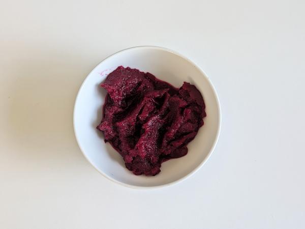 Punajuuri- ja gorgonzola-risotto: värien ja voimakkaiden makujen räjähdysmäinen yhdistelmä. - Valmistelu askel 3