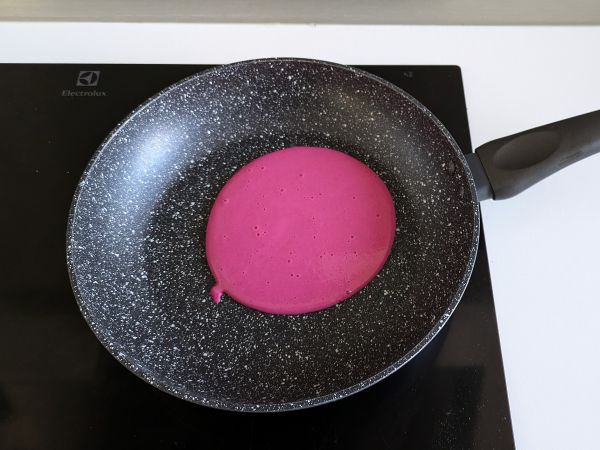 Punajuurikreppikääryleet ricotta- ja rucolapaloilla - Valmistelu askel 3