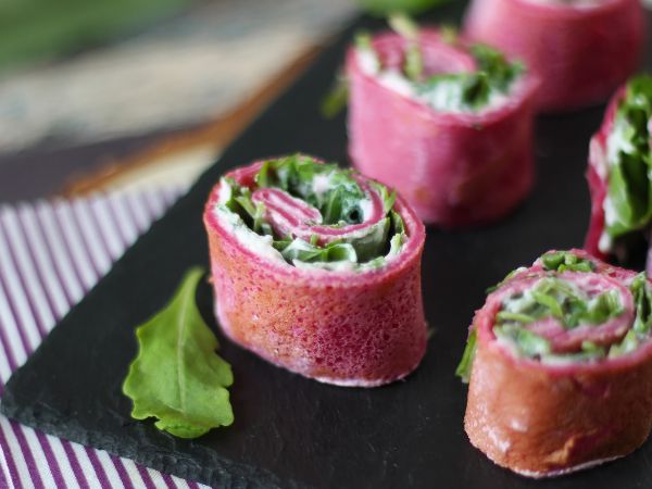Punajuurikreppikääryleet ricotta- ja rucolapaloilla - Valmistelu askel 10