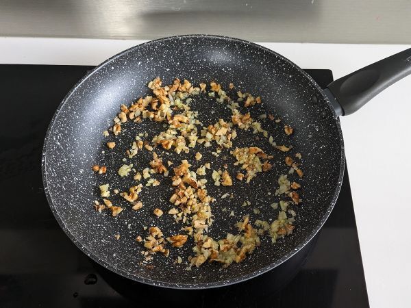 Ricotta- ja saksanpähkinäpasta: kermaista ja rapeaa - Valmistelu askel 3