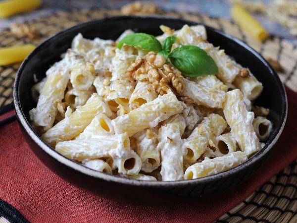 Ricotta- ja saksanpähkinäpasta: kermaista ja rapeaa - Valmistelu askel 7