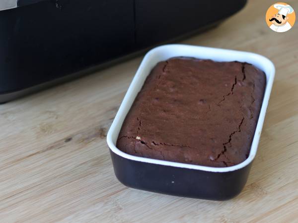 Suklaa- ja saksanpähkinäbrownie Air Fryerissa - Valmistelu askel 8