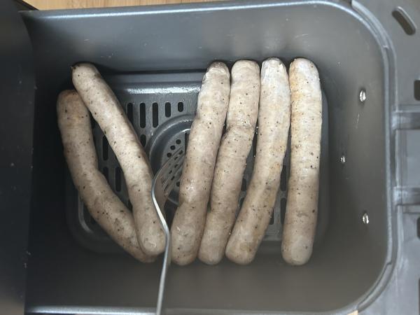 Miten kypsentää makkarat Air Fryerissa? - Valmistelu askel 2