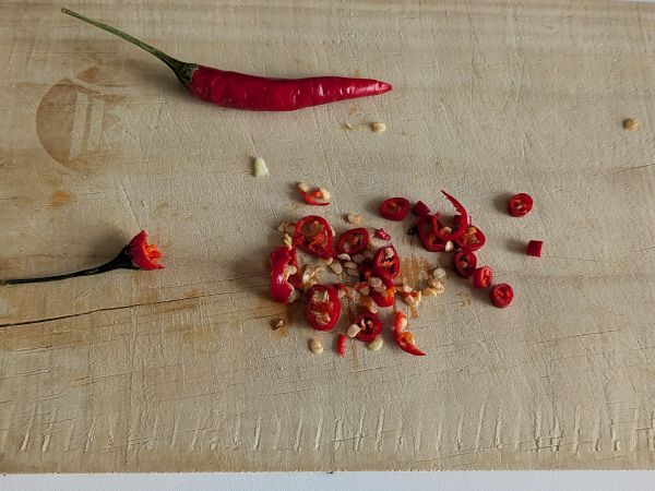 Spaghetti aglio, olio e peperoncino: italialaisen perinteen viime hetken ruokalaji - Valmistelu askel 4