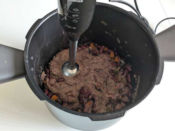 Pasta e fagioli alla veneta: isoäidin kermainen ja maukas resepti - Valmistelu askel 4