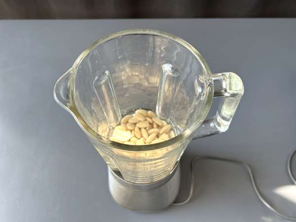 Andalusialainen Ajoblanco: kylmä keitto, jota haluat aina kesällä - Valmistelu askel 3