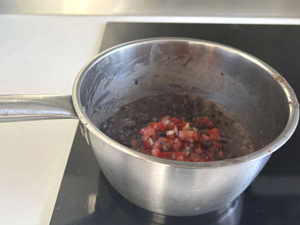 Huevos rancheros: ikoninen ja maukas meksikolainen resepti - Valmistelu askel 6