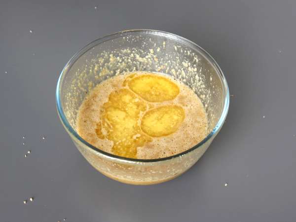 Superhelppo saksanpähkinäkakku, joka on tehty vain 4 ainesosasta. - Valmistelu askel 4