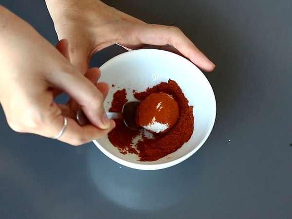 Kurpitsan muotoinen aperitiivijuustolevy, täydellinen Halloweeniin! - Valmistelu askel 3
