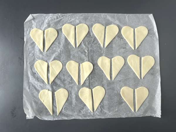 Kummituskeksit: helpoin ja hauskin Halloween-resepti lasten kanssa tehtäväksi - Valmistelu askel 2