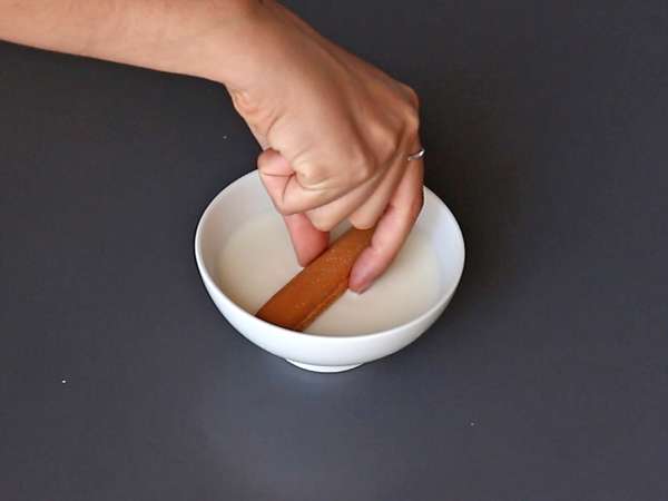 Tämän punaisen hedelmähirren tekemiseen ei tarvita muottia! - Valmistelu askel 2