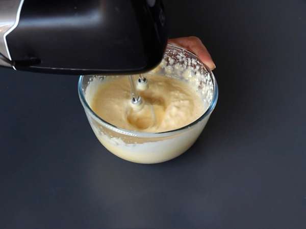 Mustikkamurskakakku: kakku, jossa yhdistyvät fondant, pehmeys ja rapeus! - Valmistelu askel 4