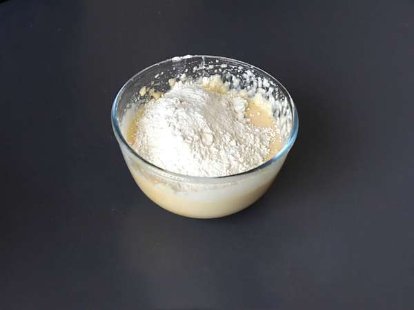 Mustikkamurskakakku: kakku, jossa yhdistyvät fondant, pehmeys ja rapeus! - Valmistelu askel 5