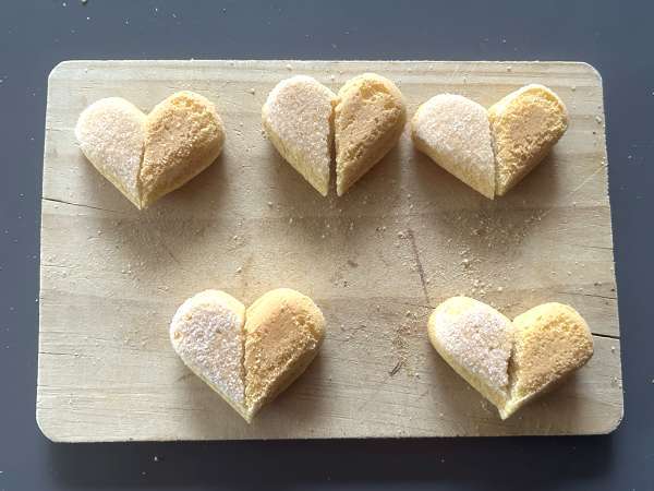 Soletilla-sydämet suklaa- ja pistaasikuorrutteella - Valmistelu askel 4