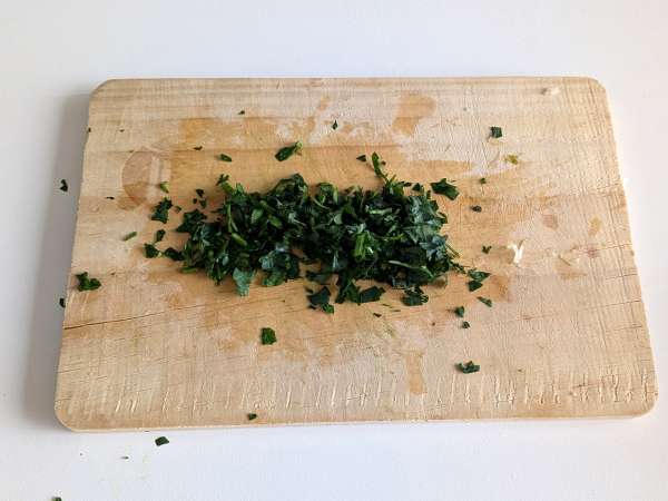 Pehmeät lihapullat ilmankuumentimessa: nopea ja helppo resepti naudanlihan kanssa. - Valmistelu askel 2