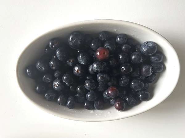 Mustikka-mantelimurska: päältä kultainen, sisältä mehukas. - Valmistelu askel 1