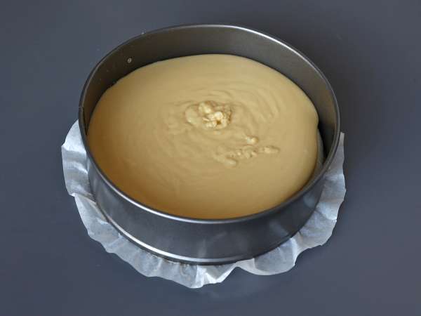 Extra fondanttinen ylösalaisin oleva banaanikakku - Valmistelu askel 7