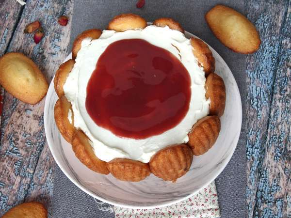 Punaisten hedelmien charlotte ja madeleinejä - Valmistelu askel 9