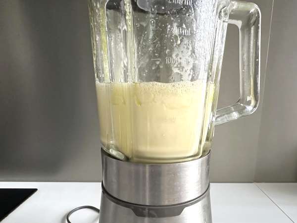 Suolainen kakkutaikina tehosekoittimessa: nopeaa, helppoa ja erittäin kosteaa - Valmistelu askel 3